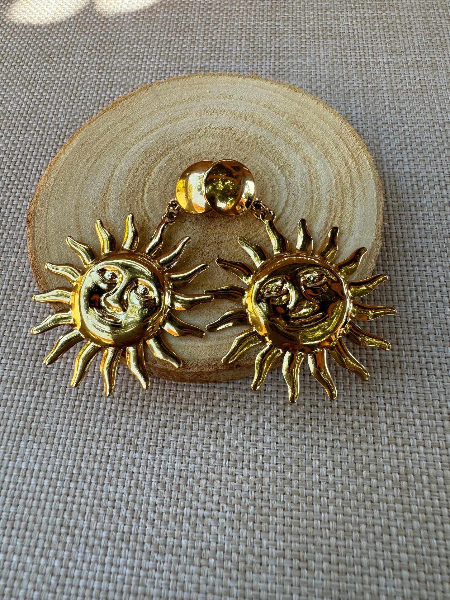 Boucles d'oreilles avec grand soleil bohème