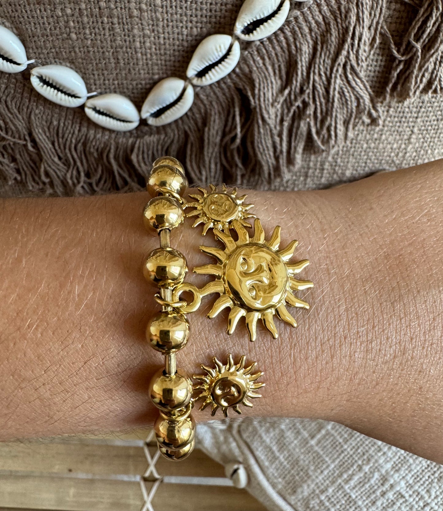 Bracelet à breloques soleil bohème